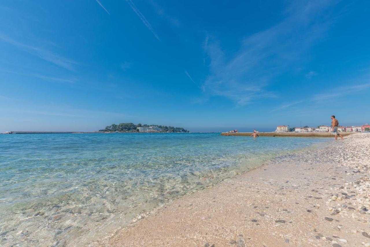 Alice Rooms Poreč Exteriör bild